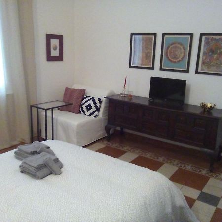 Primopiano Bnb Apartment Bologna Ngoại thất bức ảnh